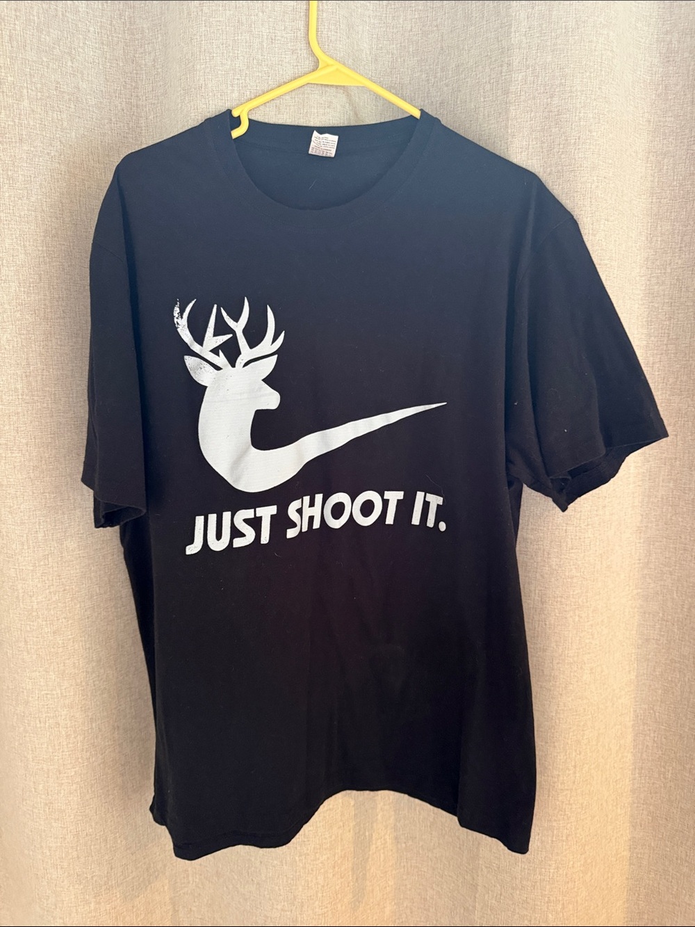 Black Graphic Tee "Just Shoot It."